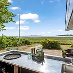 Xaverius - 30m From The Sea By Interhome