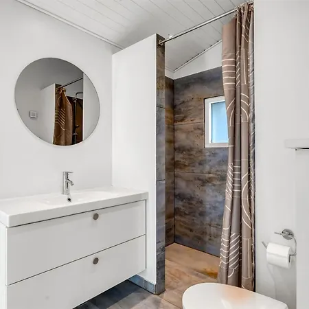 Holiday home Xaverius - 30m From The Sea By Interhome *